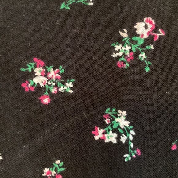 No Boundaries, Black & Floral Print T-Back Tank, Size M, EUC - Picture 3 of 6